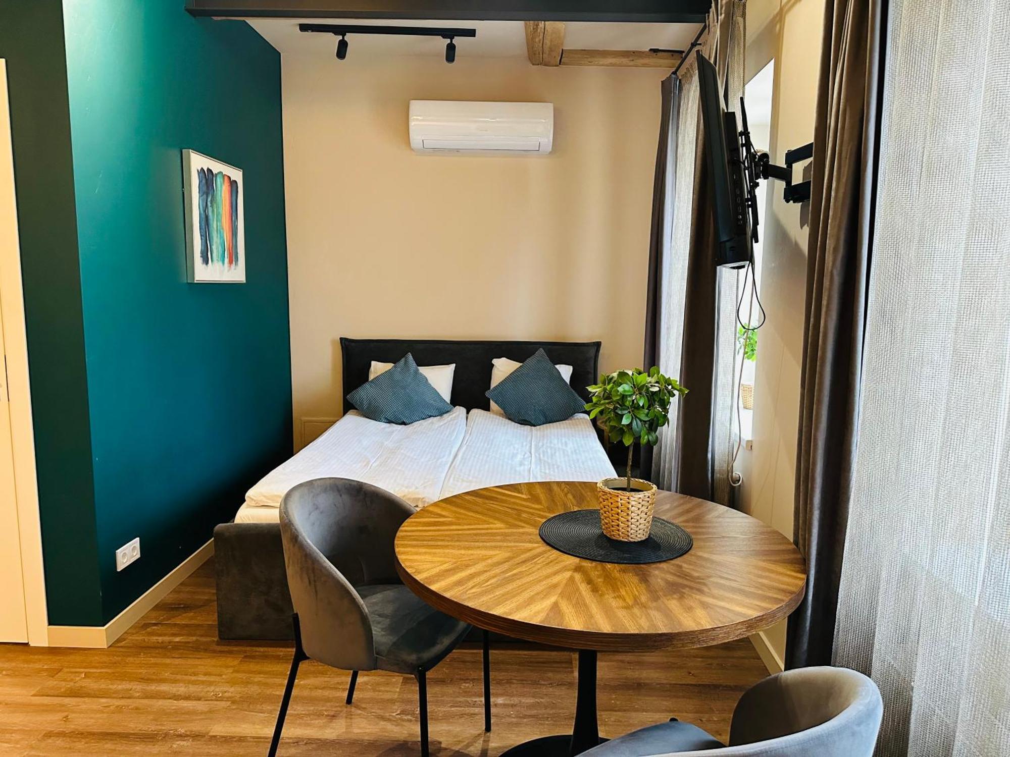 Colonel Suites & Apartments รีกา ภายนอก รูปภาพ