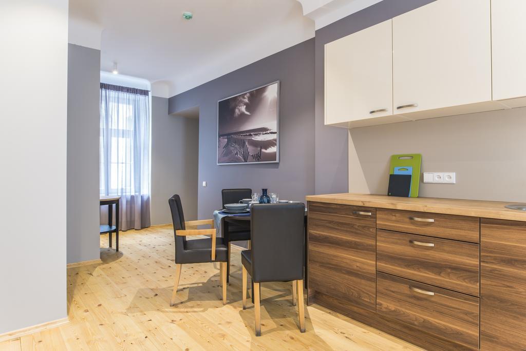 Colonel Suites & Apartments รีกา ภายนอก รูปภาพ