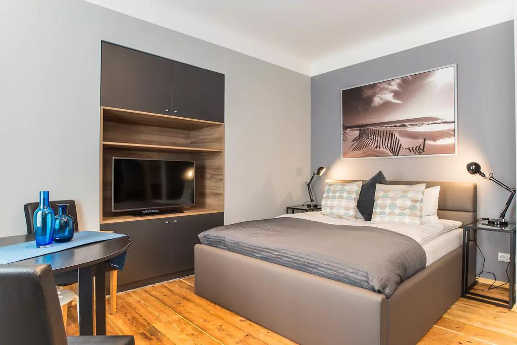 Colonel Suites & Apartments รีกา ภายนอก รูปภาพ